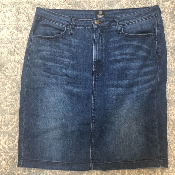 Just Black Dresses & Skirts - Just Black Denim Skirt